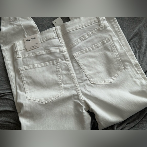 SP HIGH RISE White Distressed Skinny Jeans - Picture 4 of 4
